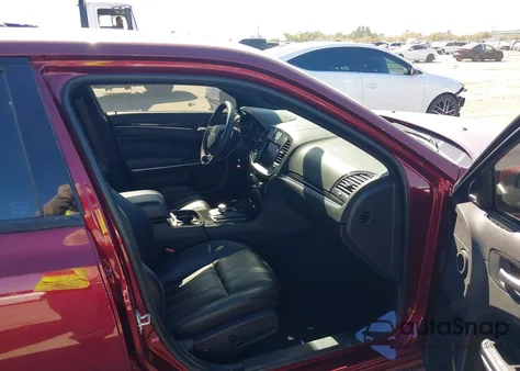 2023 Chrysler 300 300S z USA, uszkodzony, nr VIN 2C3CCABG7PH620410